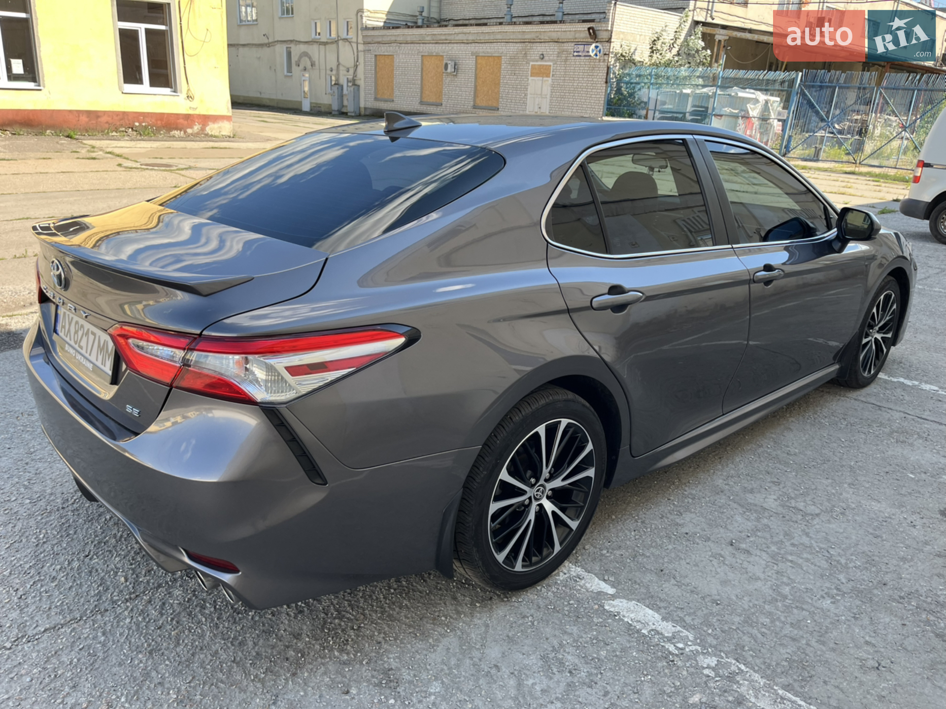 2020 Toyota Camry - мініатюра 8
