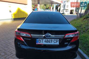 Седан Toyota Camry 2013 в Луцьку