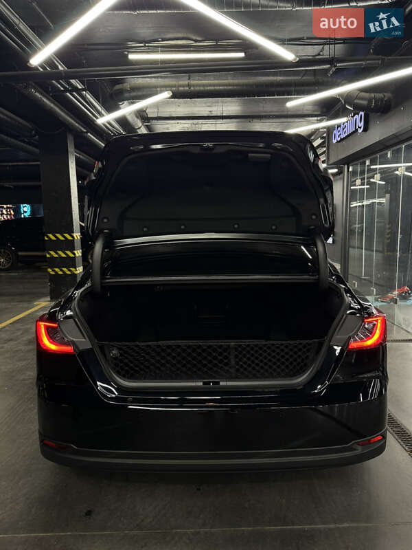 Седан Toyota Camry 2024 в Киеве фото 20 Седан Toyota Camry 2024 в Киеве