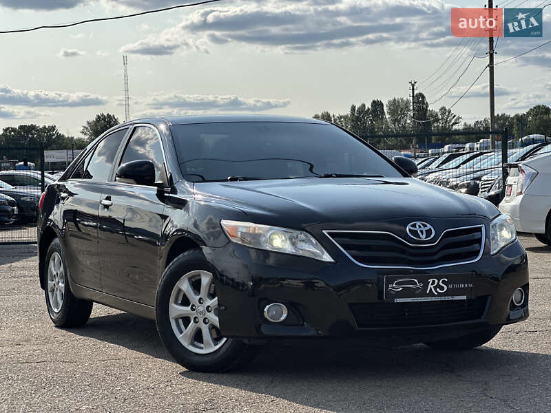 Toyota Camry 2010