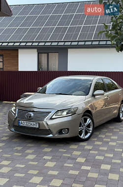 Седан Toyota Camry 2008 в Ужгороді