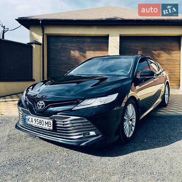 Toyota Camry 2018