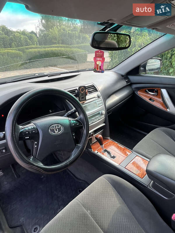 Седан Toyota Camry 2008 в Одессе