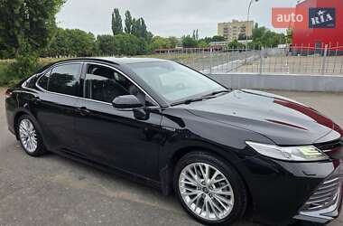 Седан Toyota Camry 2019 в Кропивницком