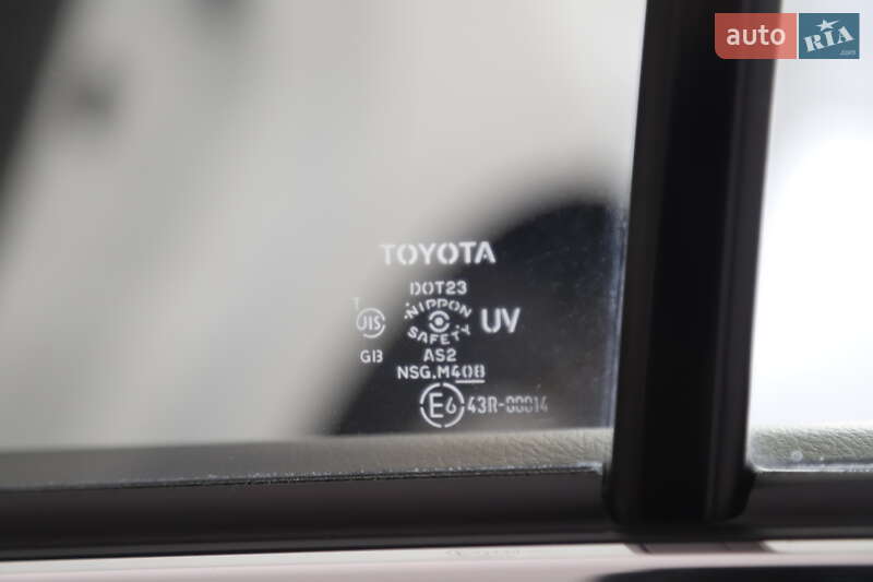 Седан Toyota Camry 2011 в Чечельнике