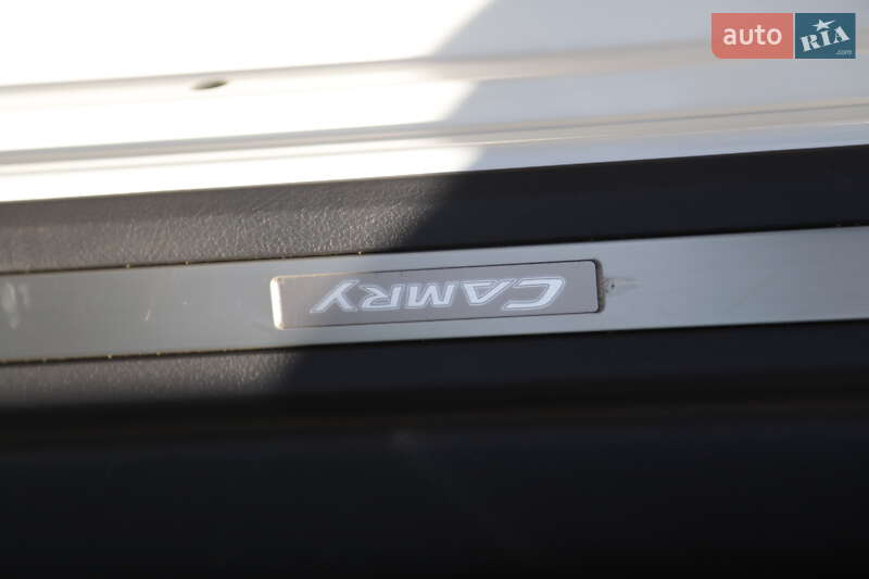 Седан Toyota Camry 2011 в Чечельнике