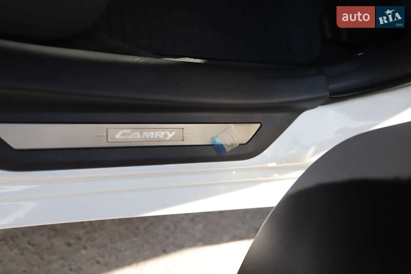 Седан Toyota Camry 2011 в Чечельнике