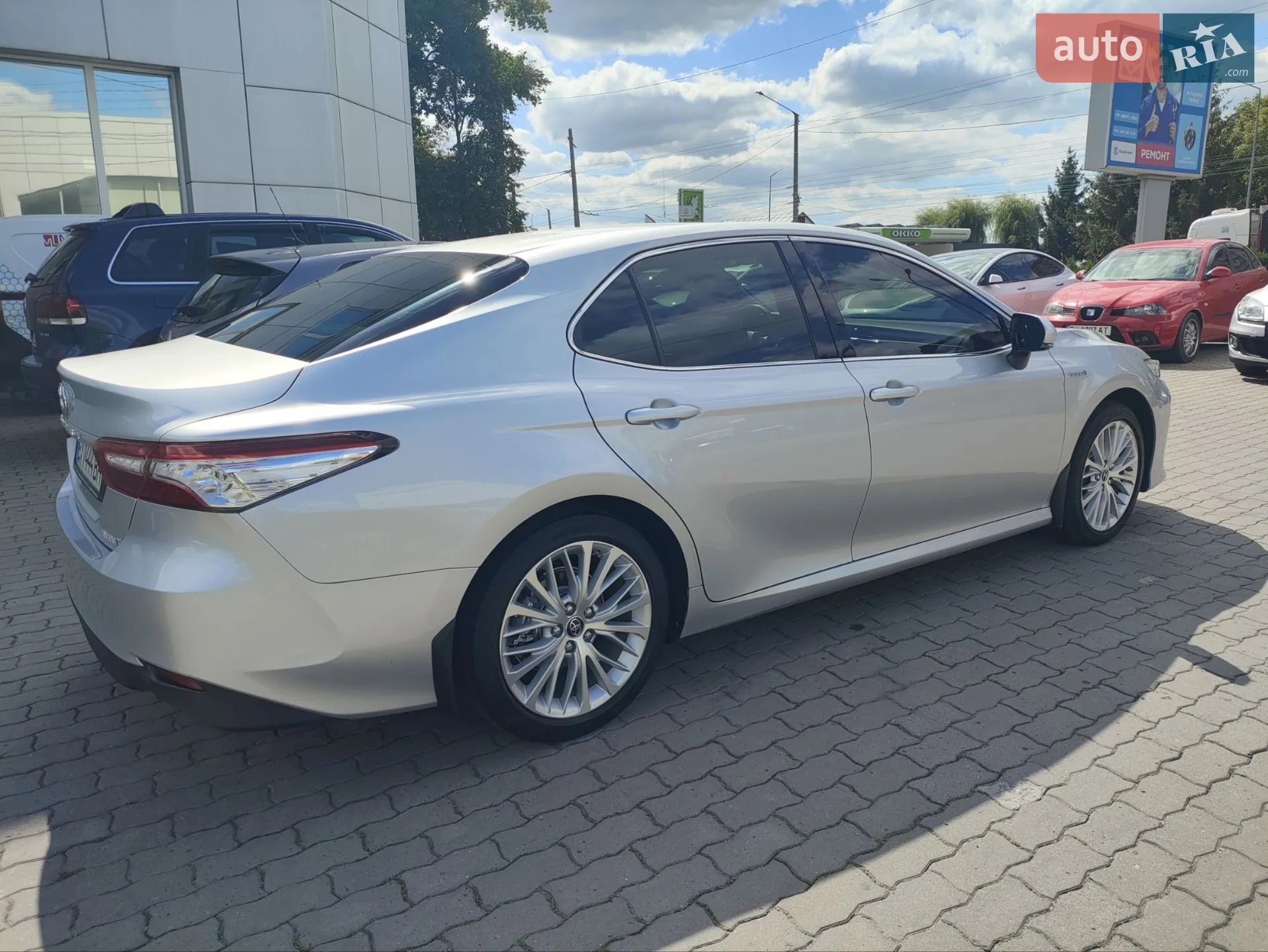 2019 Toyota Camry - мініатюра 9