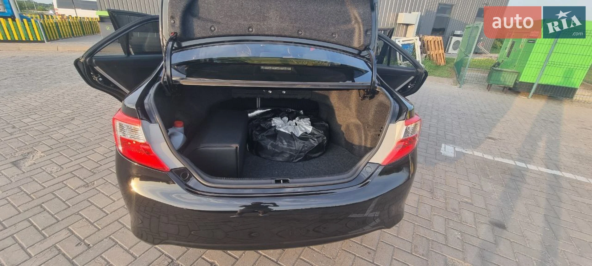 2012 Toyota Camry - мініатюра 18