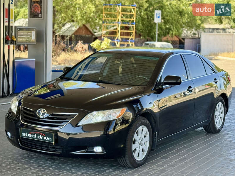 Седан Toyota Camry 2008 в Миколаєві