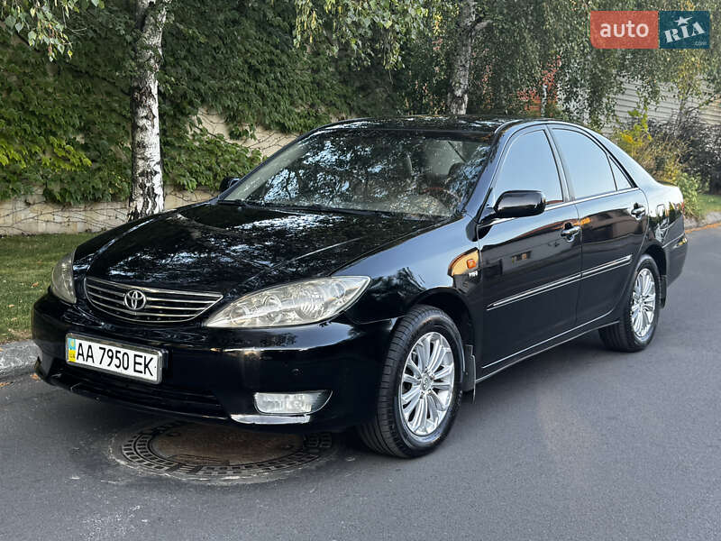 Toyota Camry 2005