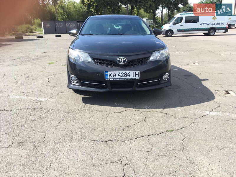 Toyota Camry 2013