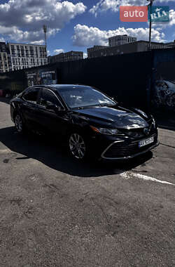 Седан Toyota Camry 2021 в Києві