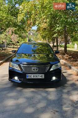 Седан Toyota Camry 2013 в Николаеве