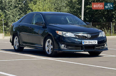 Седан Toyota Camry 2013 в Сумах