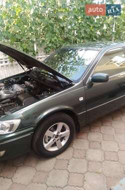 Седан Toyota Camry 2000 в Измаиле