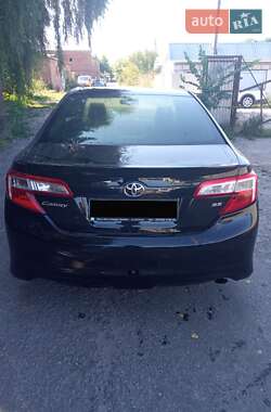Седан Toyota Camry 2012 в Казатине