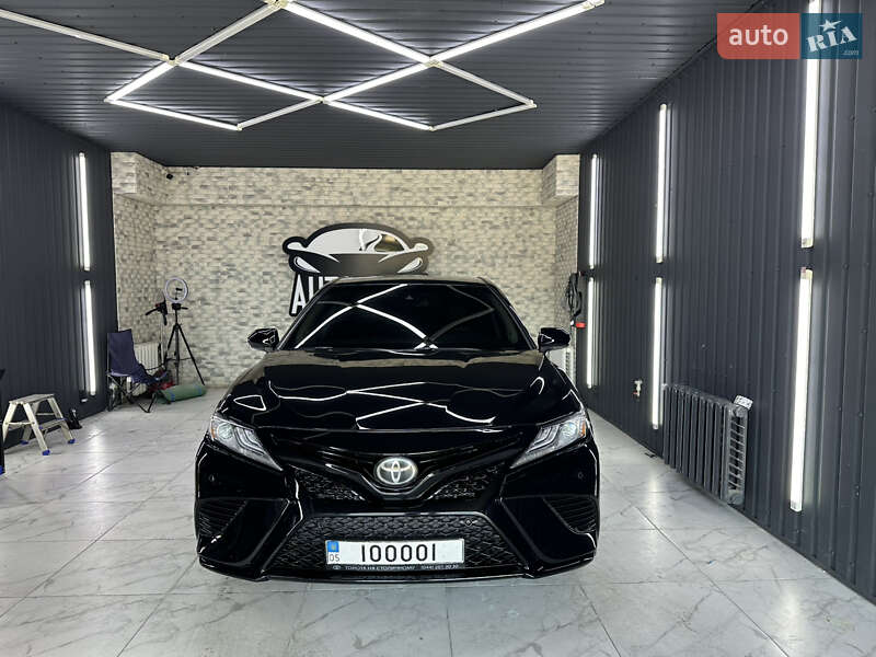 Седан Toyota Camry 2018 в Одесі