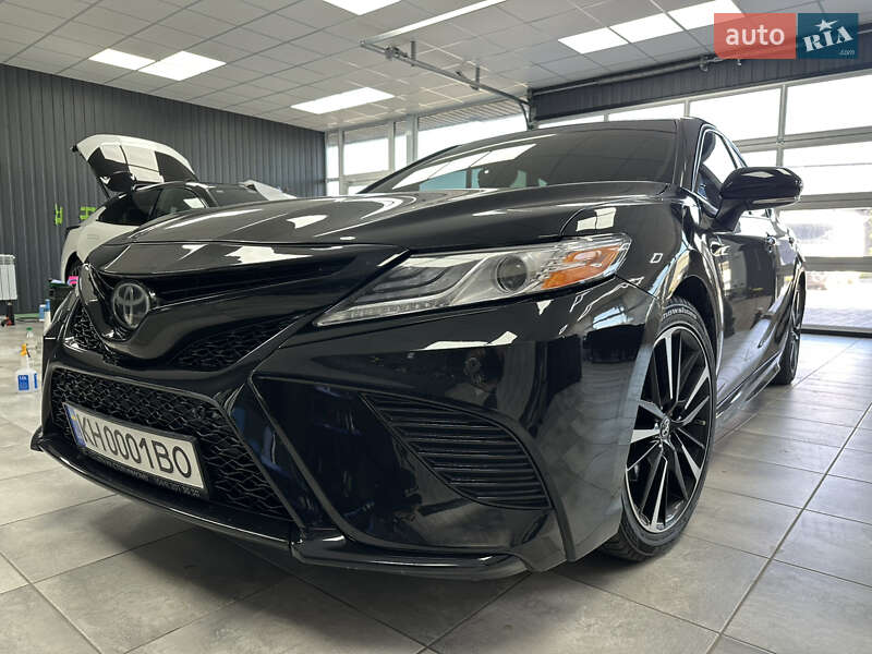 Седан Toyota Camry 2018 в Одесі