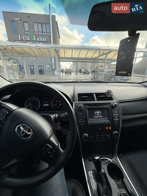 Седан Toyota Camry 2016 в Киеве фото 4 Седан Toyota Camry 2016 в Киеве