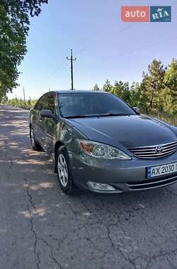 Седан Toyota Camry 2004 в Харькове