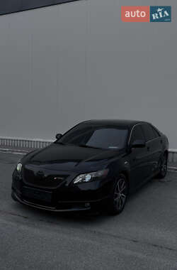 Седан Toyota Camry 2008 в Киеве
