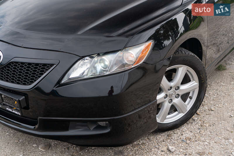 Седан Toyota Camry 2008 в Самборі