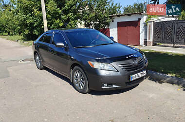 Седан Toyota Camry 2007 в Прилуках