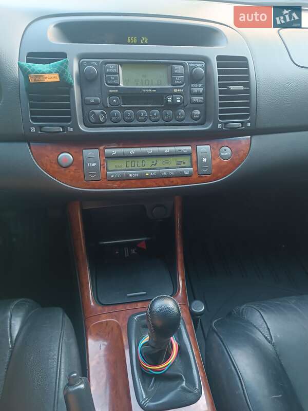 Седан Toyota Camry 2002 в Одессе