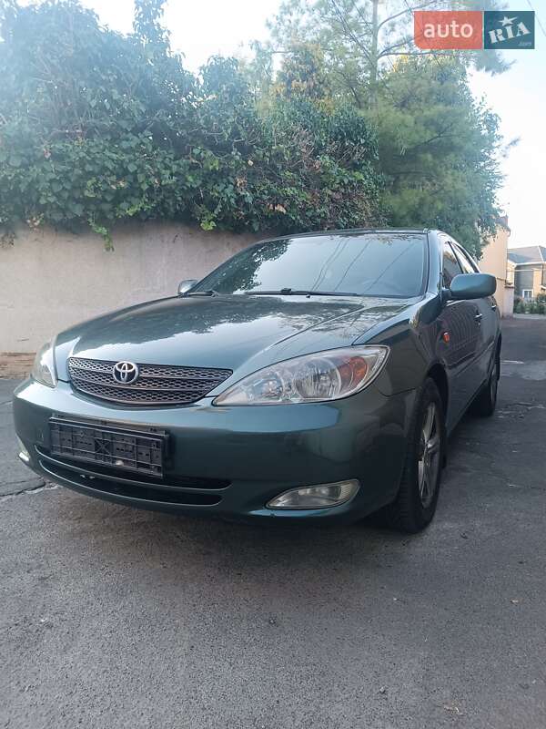 Седан Toyota Camry 2002 в Одессе