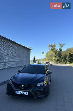 Седан Toyota Camry 2018 в Кременчуці
