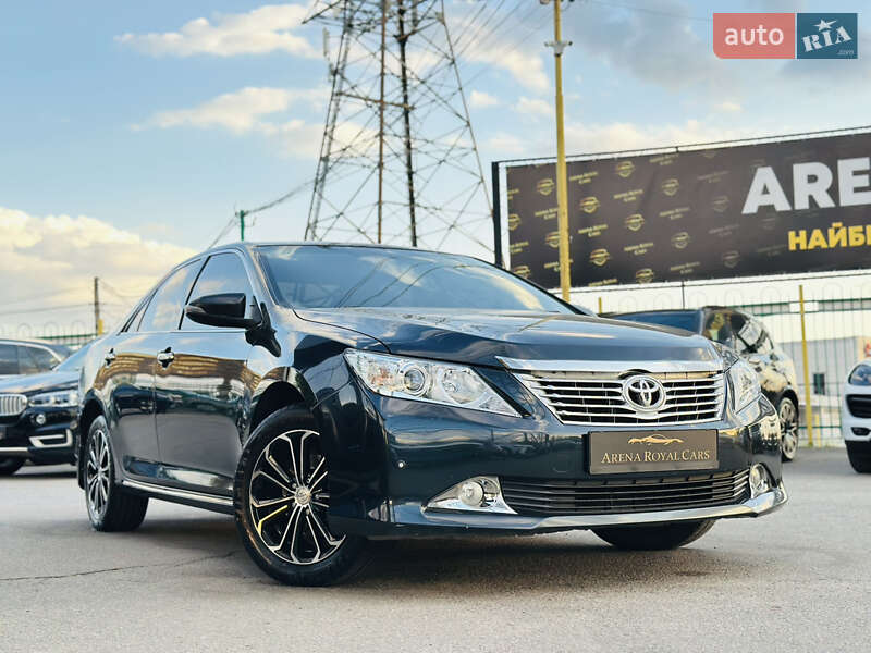 Седан Toyota Camry 2012 в Харькове фото 3 Седан Toyota Camry 2012 в Харькове