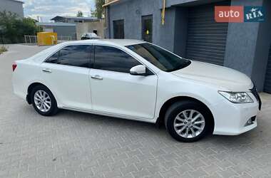 Седан Toyota Camry 2012 в Виннице