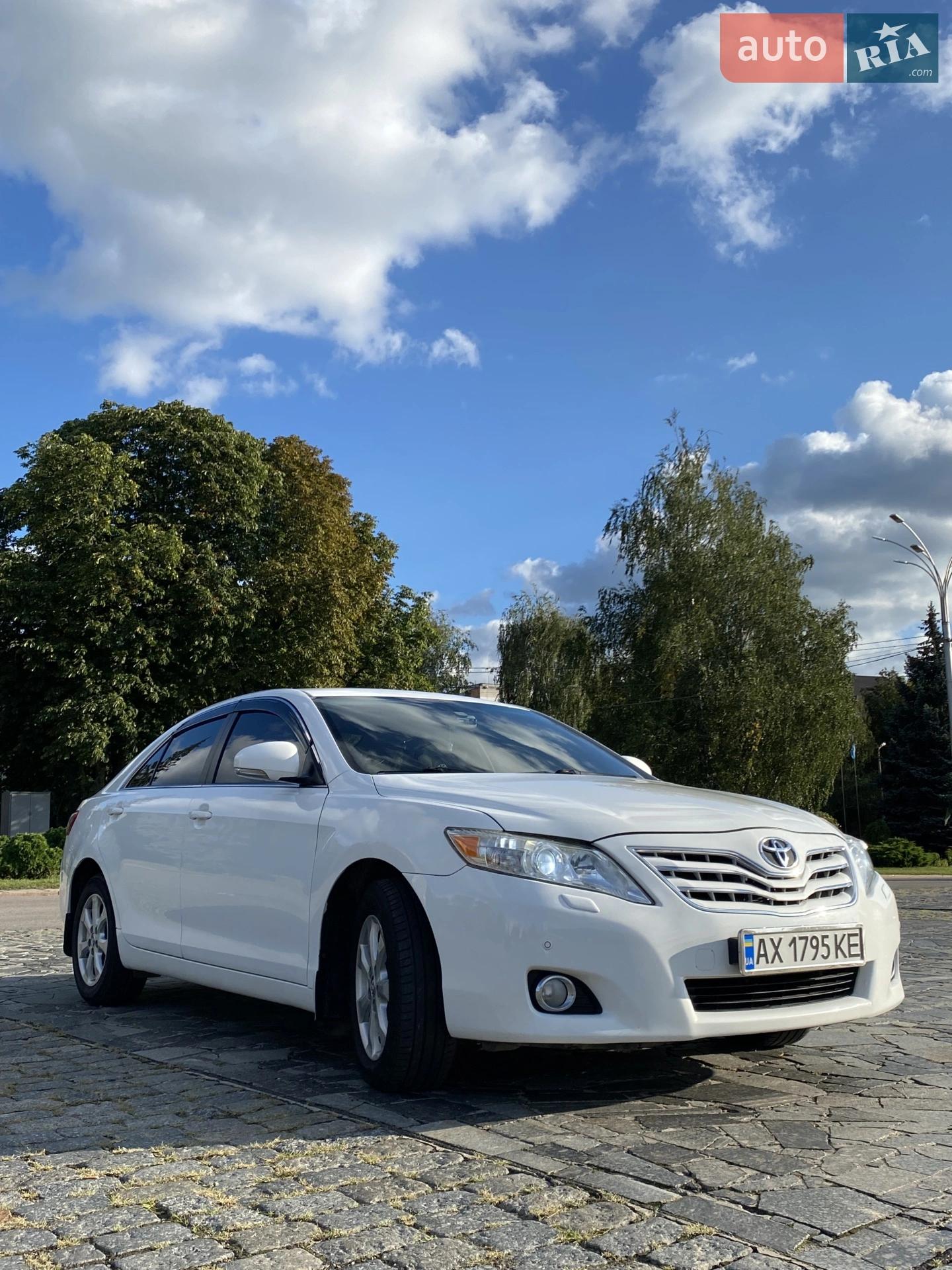 2011 Toyota Camry - мініатюра 3
