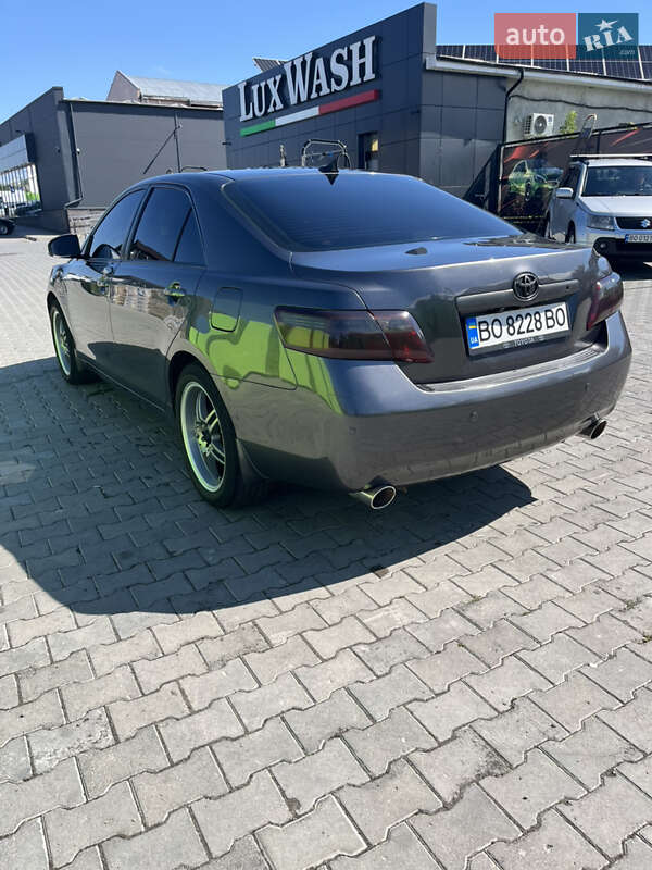 Седан Toyota Camry 2008 в Теребовле