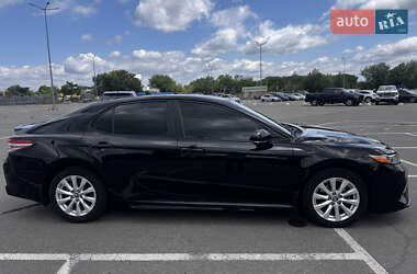 Седан Toyota Camry 2019 в Дніпрі