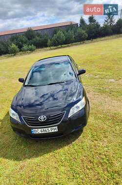 Седан Toyota Camry 2006 в Жовкве