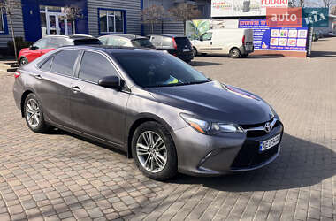 Седан Toyota Camry 2015 в Черкассах