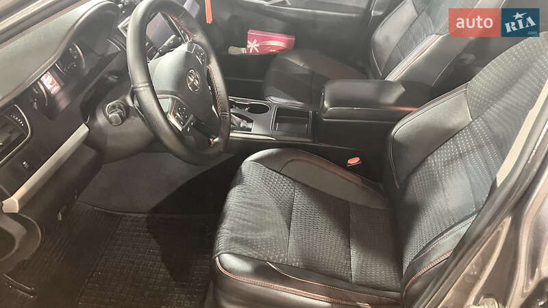 Седан Toyota Camry 2015 в Черкасах фото 12 Седан Toyota Camry 2015 в Черкасах