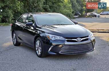 Седан Toyota Camry 2016 в Виннице