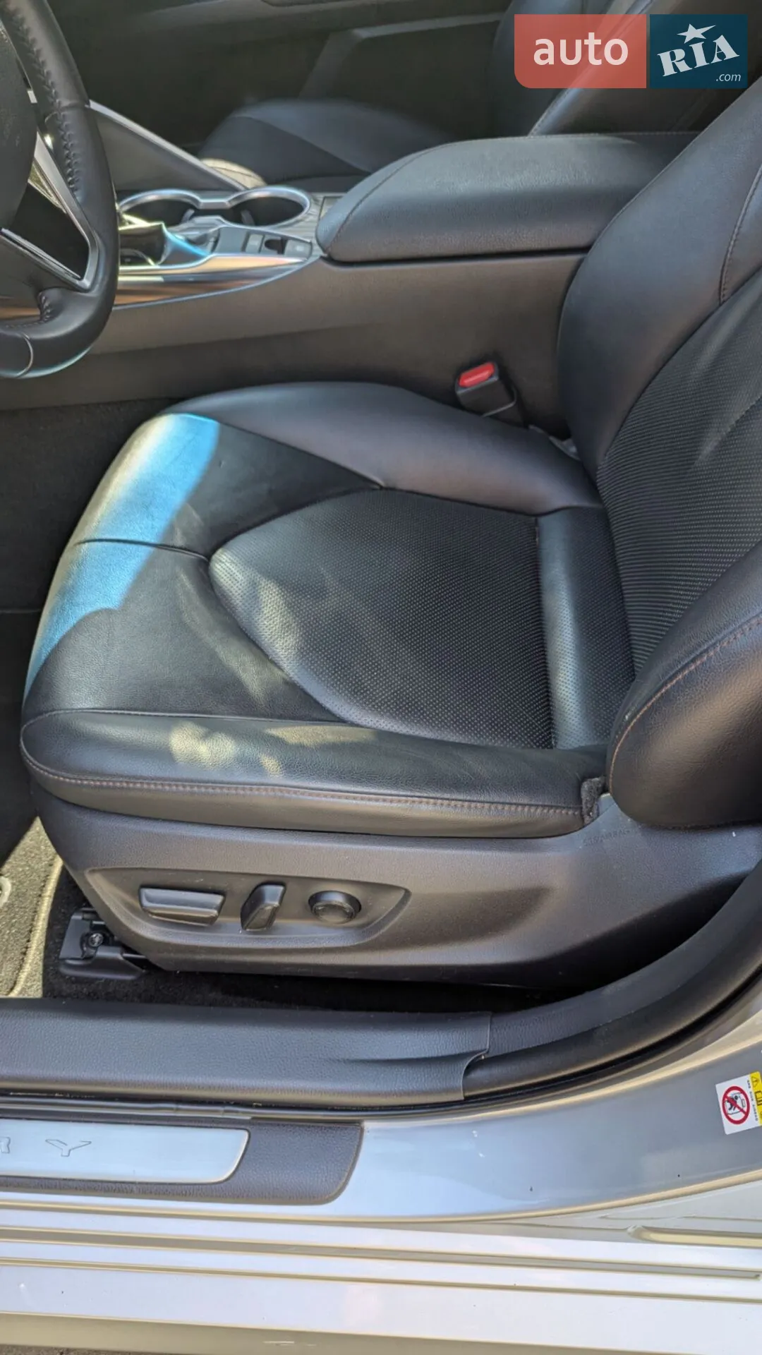 2018 Toyota Camry - мініатюра 8