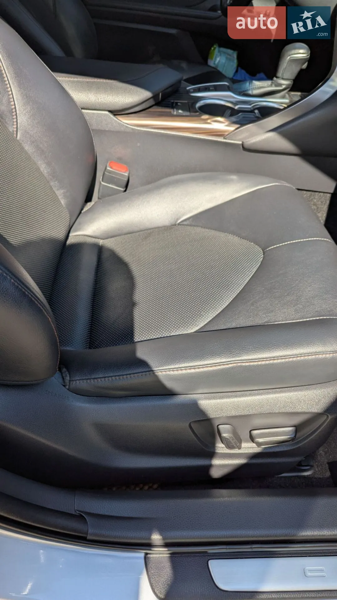 2018 Toyota Camry - мініатюра 21