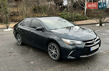 Седан Toyota Camry 2014 в Харькове