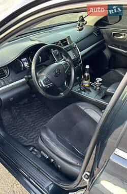 Седан Toyota Camry 2014 в Харькове