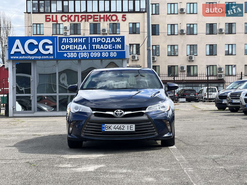 Toyota Camry 2017