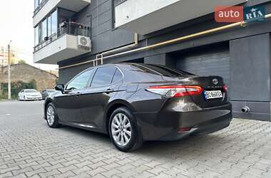 Седан Toyota Camry 2019 в 