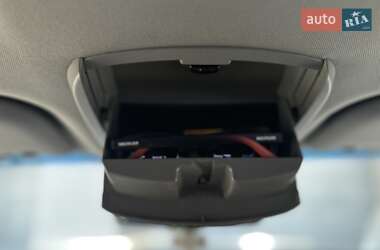 Седан Toyota Camry 2019 в 