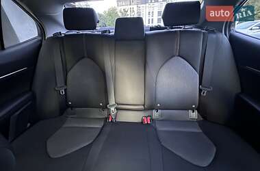 Седан Toyota Camry 2019 в 