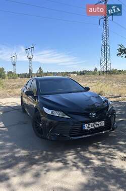 Седан Toyota Camry 2021 в Дніпрі