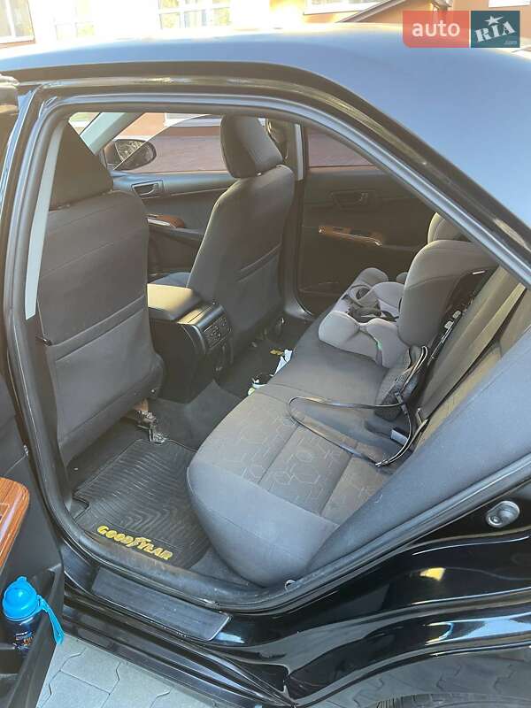 Седан Toyota Camry 2015 в Киеве фото 9 Седан Toyota Camry 2015 в Киеве